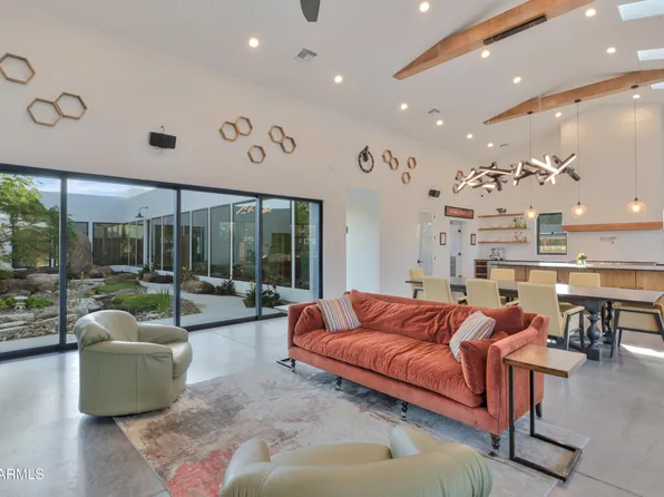 129 E WATER TANK Road, Gilbert, AZ 85296