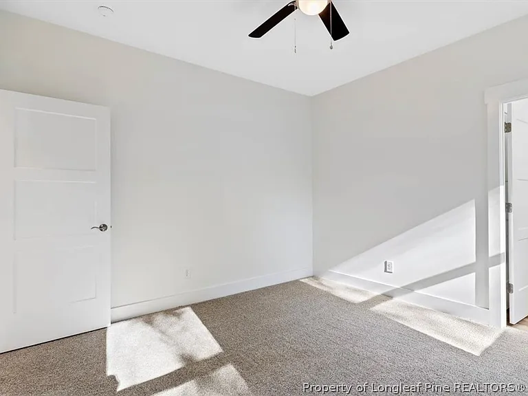 601 E Bay St — Photo 13