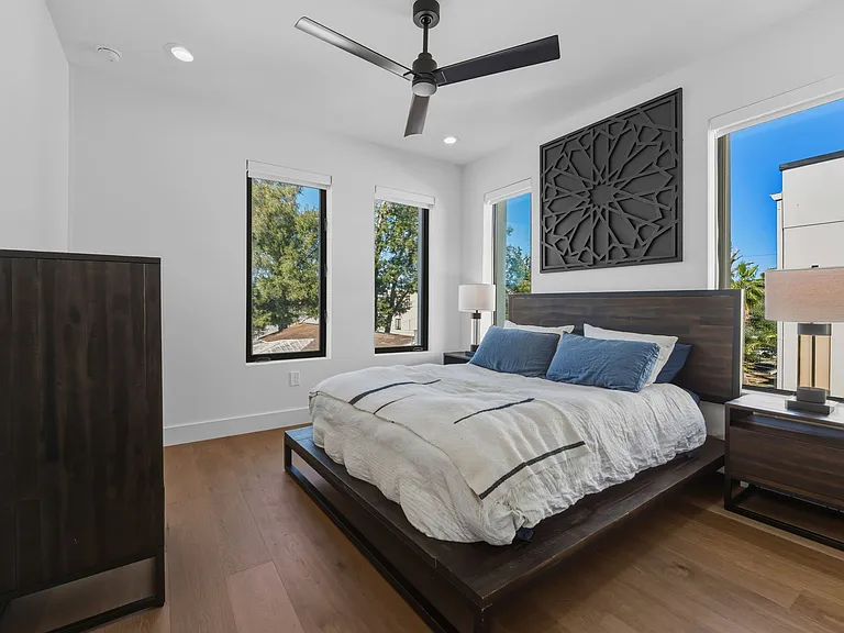 2502 N Highland Ave #2 — Photo 24