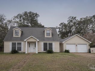 2251 Country Place Cir, Pensacola, FL 32534