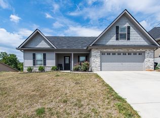 1129 Pine Run Ln, Knoxville, TN 37932