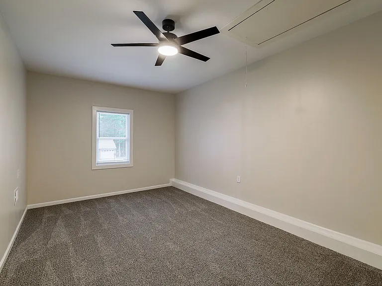 315 Ansley Dr — Photo 24