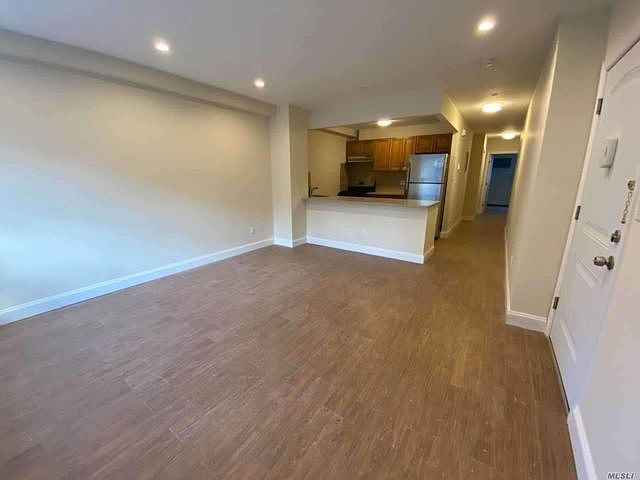 1st image of 86-07 Kingston Pl #1