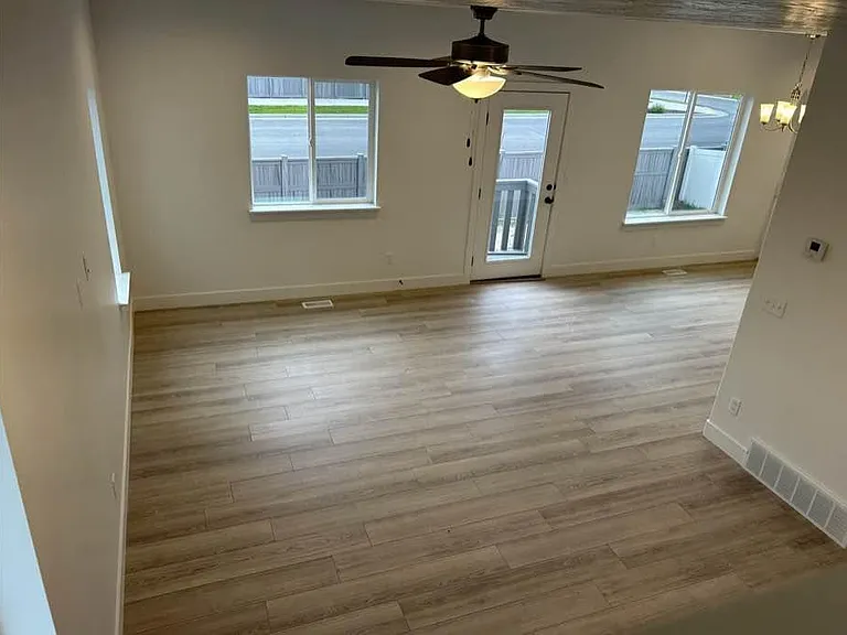 4514 E Silver Moon Dr — Photo 5