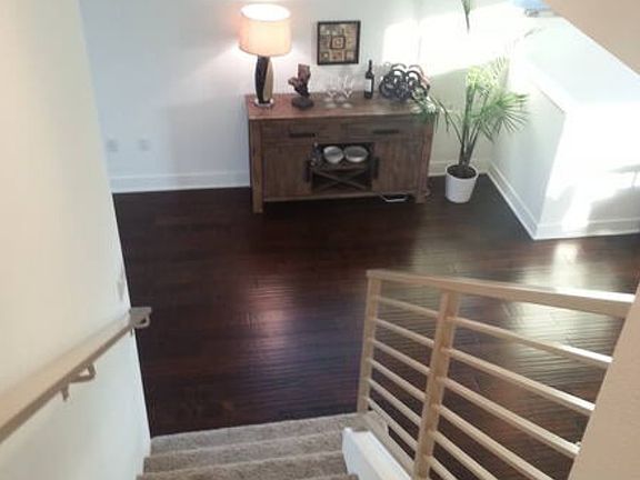 5th image of 1455 S Hayworth Ave