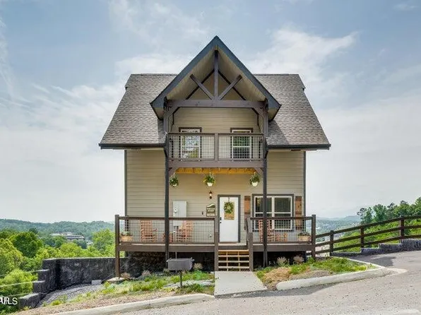 1654 Veterans Blvd #17, Sevierville, TN 37862