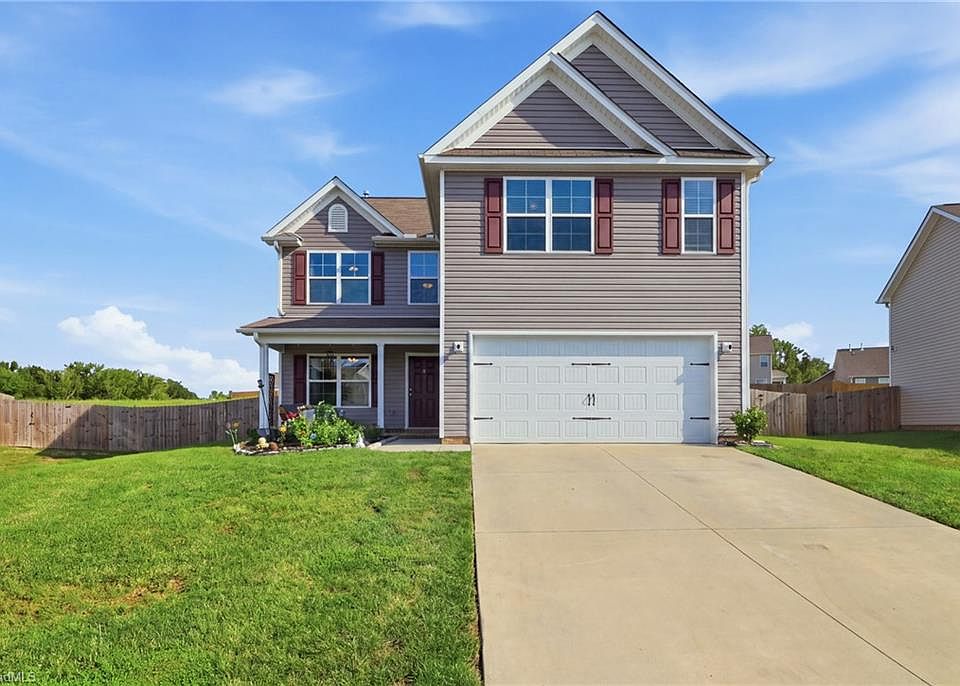 1st image of 180 Brassfield Dr
