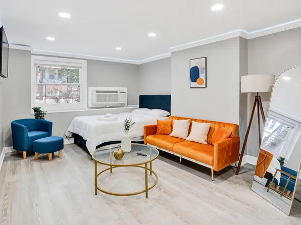 258 Clerk Street image 4 of 34