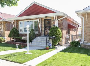 7949 S Albany Ave, Chicago, IL 60652