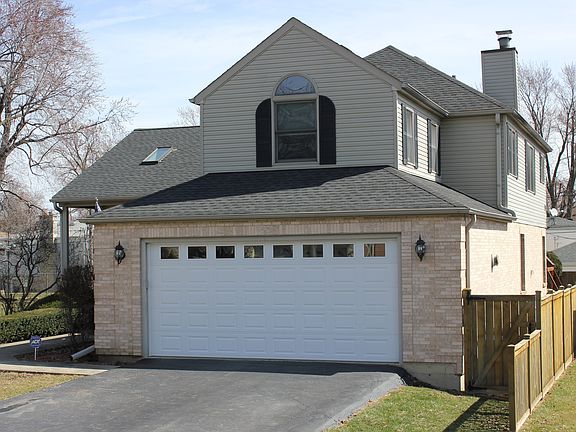 2nd image of 2145 Douglas Ave