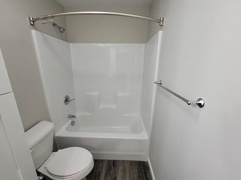 Hummingbird Heights — Photo 12