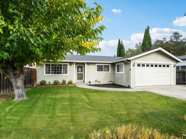 8420 Old Oak Road, Windsor, CA 95492