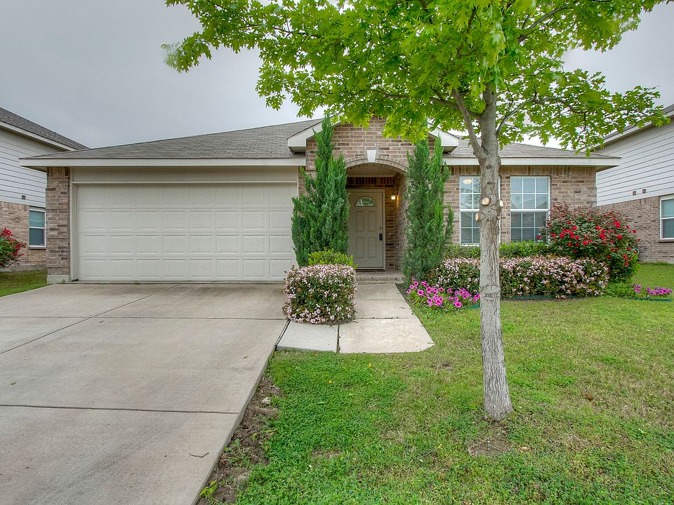1st image of 4644 Pangolin Dr