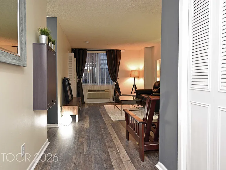 160 Overlook Ave #3E2 — Photo 5