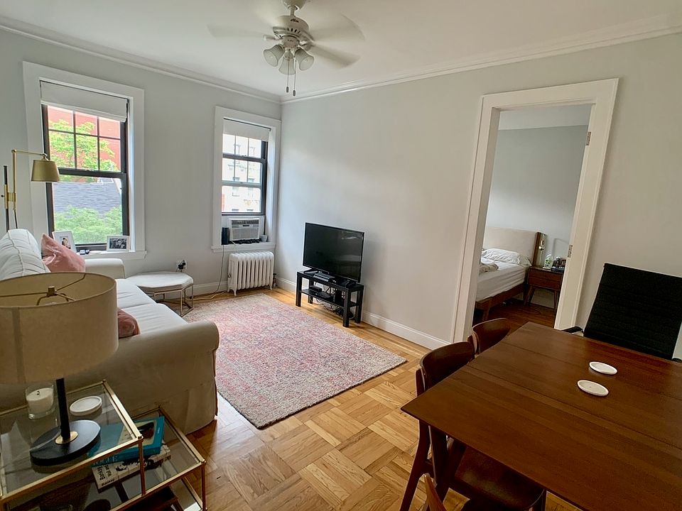1st image of 442 Hudson St #5D