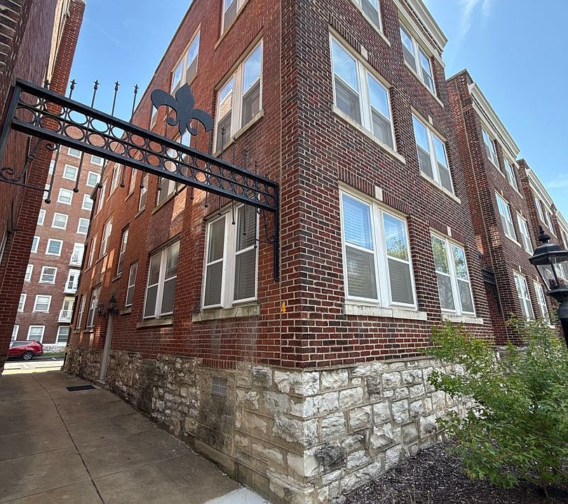 1st image of 5350 Pershing Ave APT 4A