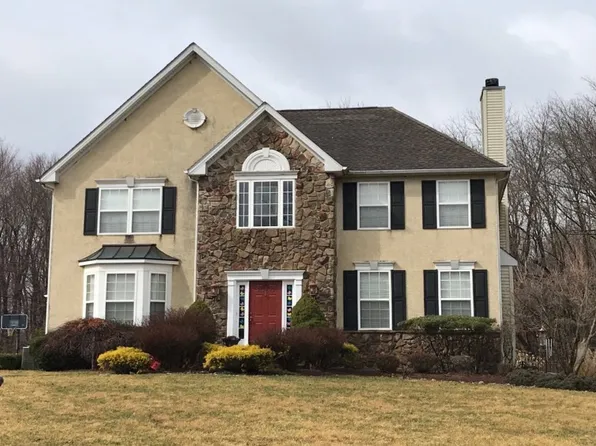 122 Midland Rd, Newtown, PA 18940