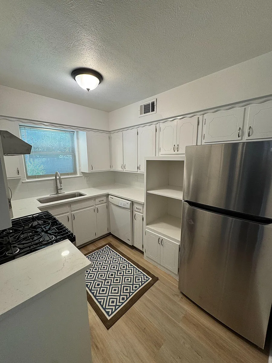 Kitchen - Avenue C