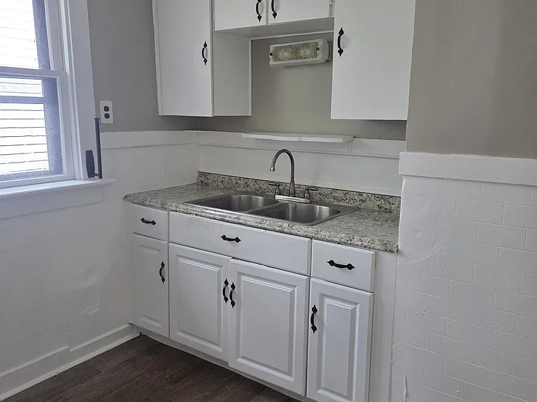 3 Hawthorne Ave — Photo 16
