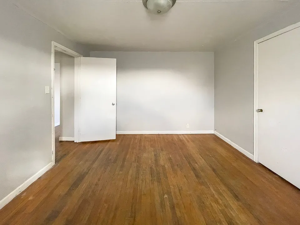 10823 E State Route 32
