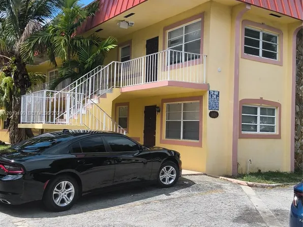1826 Cleveland St, Hollywood, FL