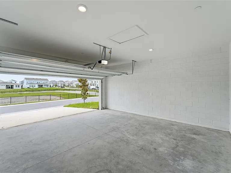 2160 Rider Rain Ln — Photo 36