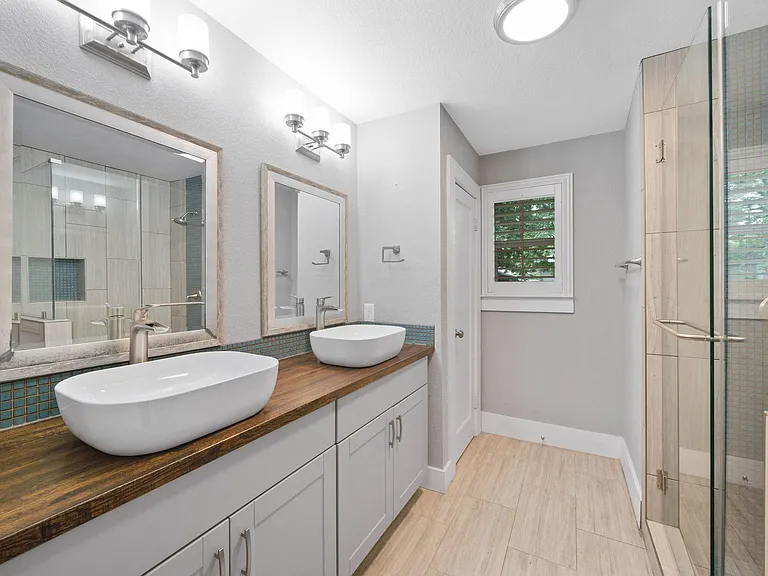 206 W High Ave — Photo 19