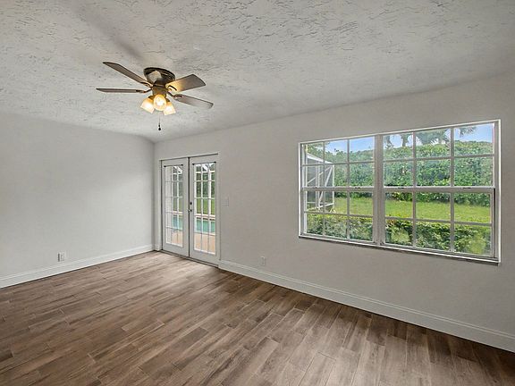 5th image of 8411 White Egret Way