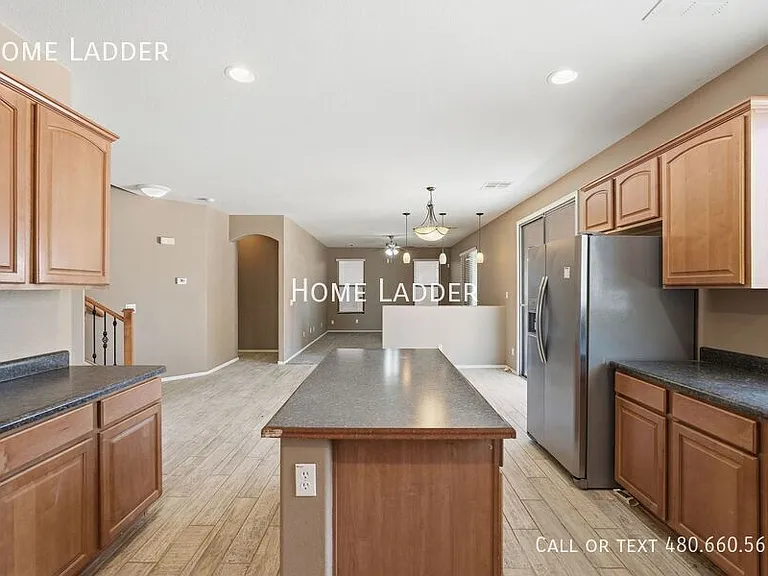 45575 W Keller Dr — Photo 14