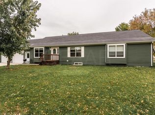 208 Jefferson Ave SW, Fertile, MN 56540