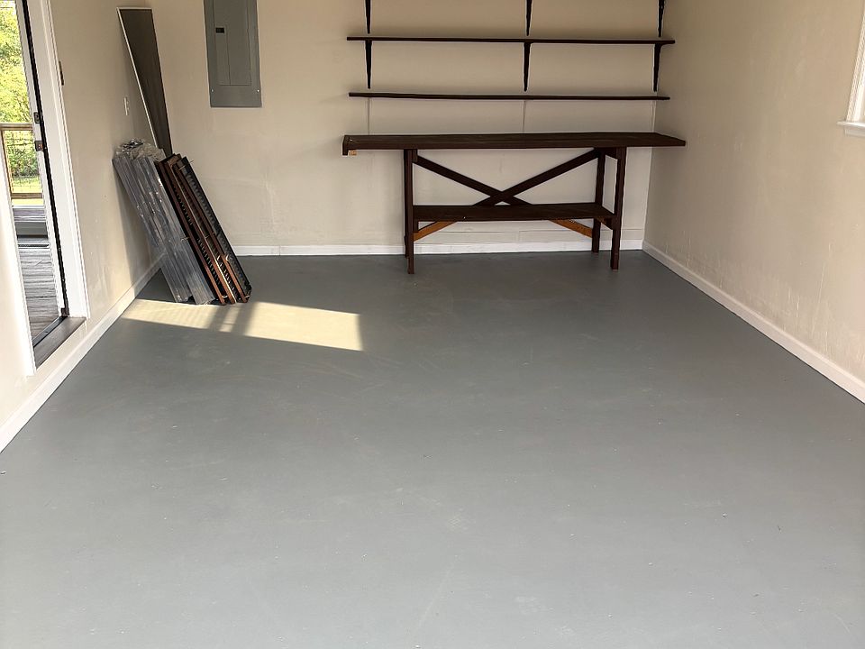 1st image of 239 Mimosa Ave