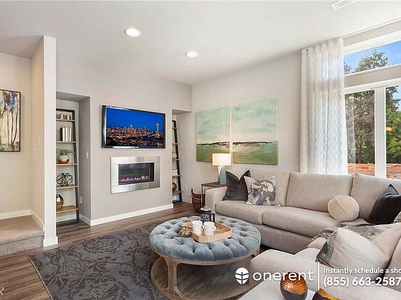4th image of 13933 NE 15th Ct