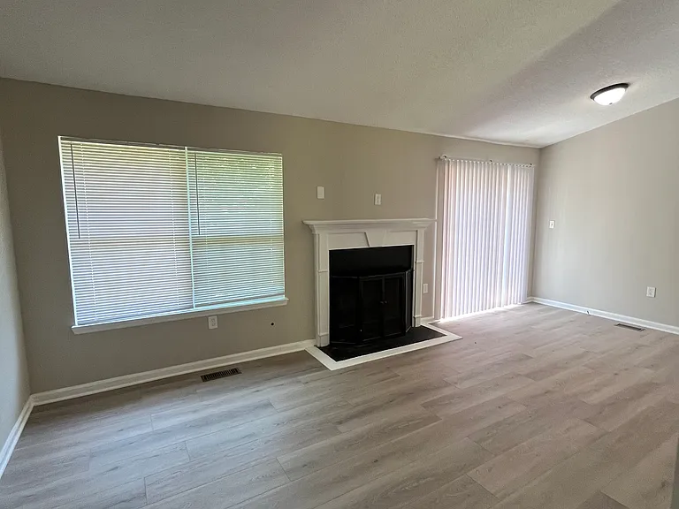 3460 Wilmington Dr — Photo 8