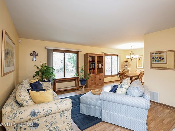 5th image of 15230 Creekside Dr #K-2