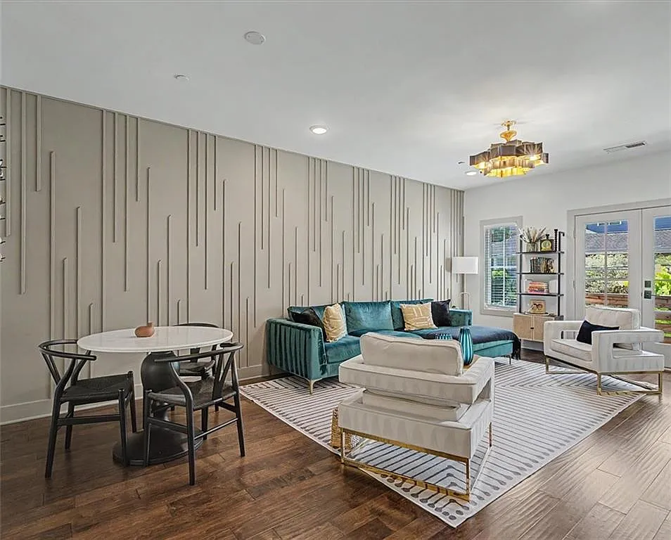 3 bed, 5.0 bath, 1476 sqft, $3,200 — Photo 4