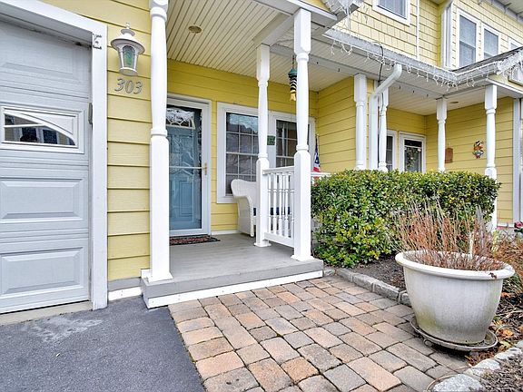 3rd image of 303 Tracy Ln #303