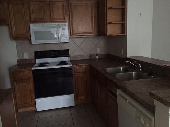 4th image of 6153 Metrowest Blvd Unit 204