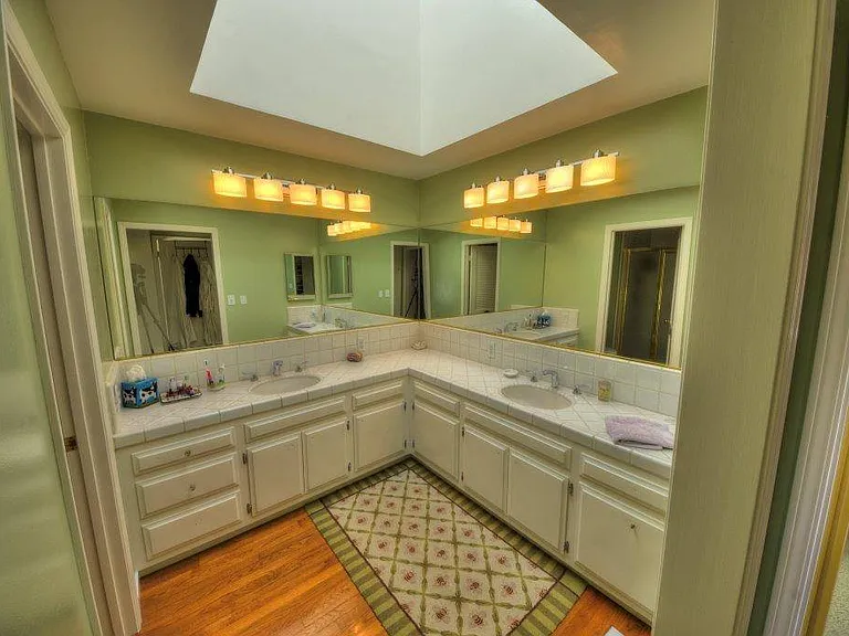 9 Carriage Ct — Photo 10