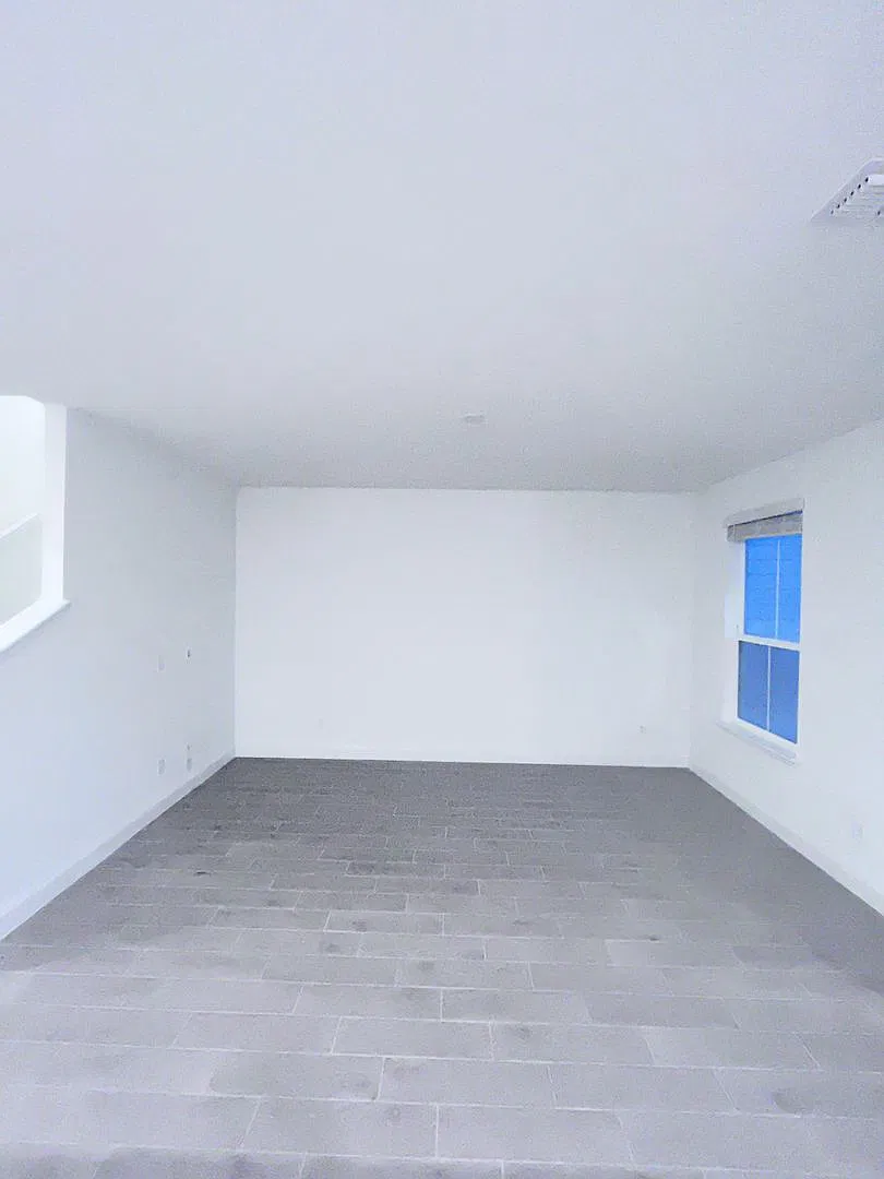 3 Bed 2.5 Bath Home in Shearwater with Garage, Clubhouse & Trails - Pet Friendly — Photo 3