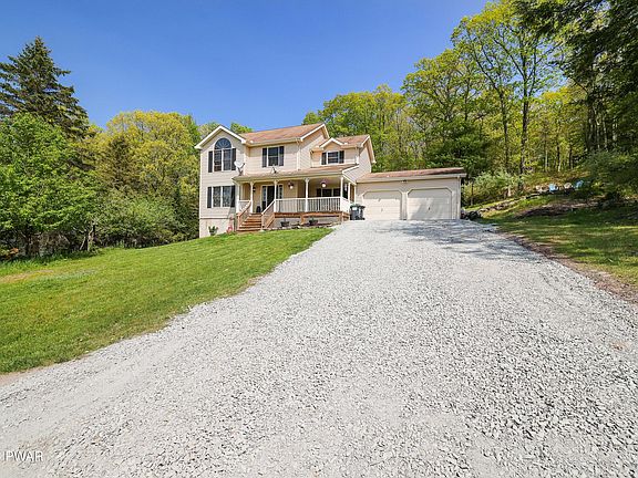 3rd image of 50 Applewood Dr