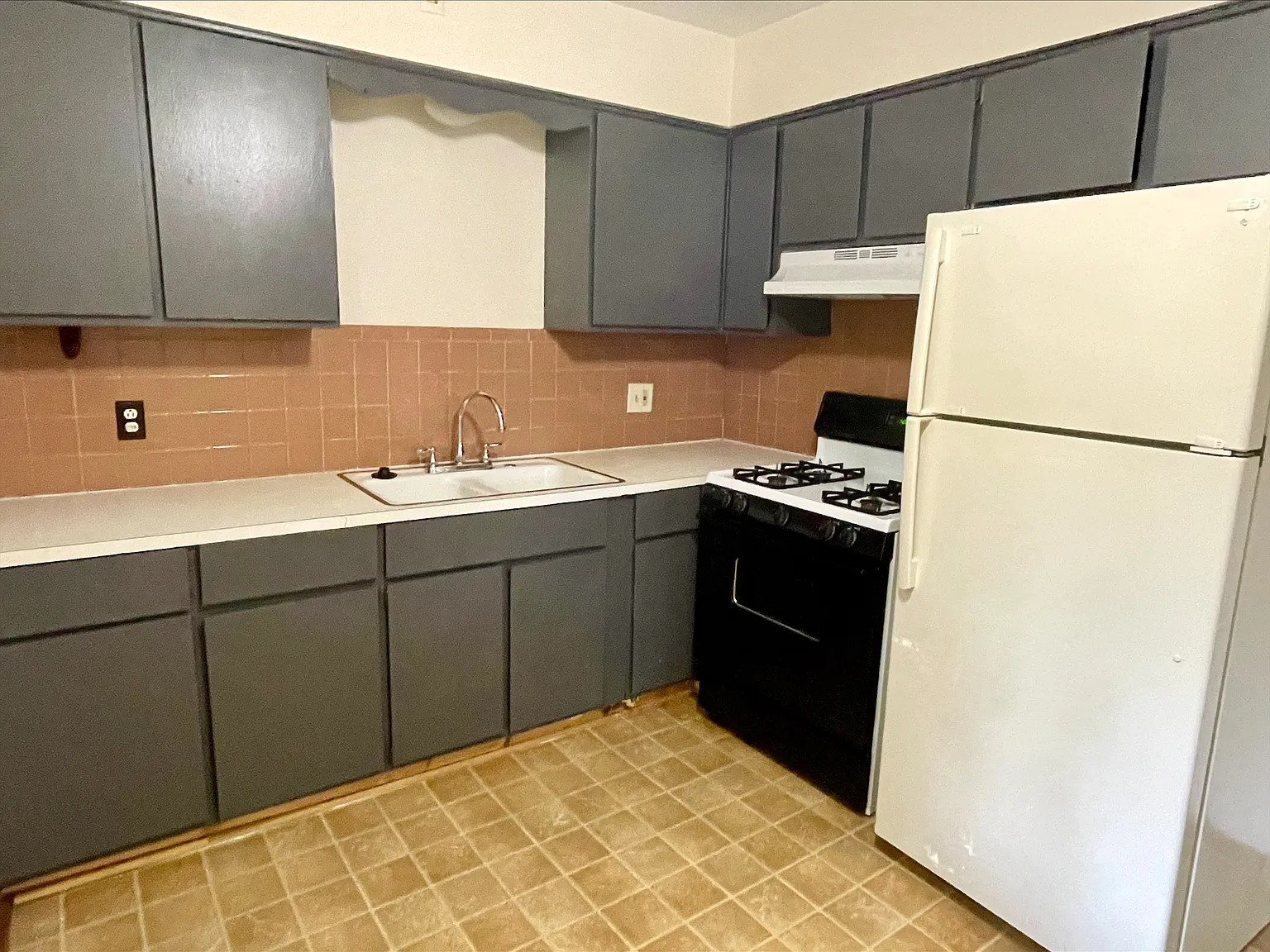 2 bed, 624 sqft, $795 — Photo 3