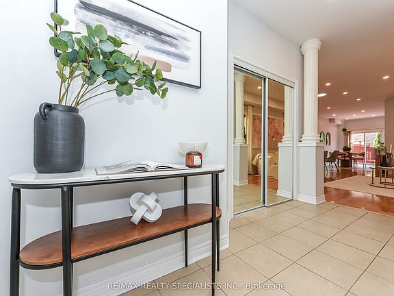 5th image of 5624 Freshwater Dr