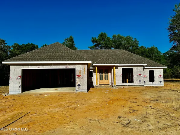 24308 Misty Ln, Lucedale, MS 39452