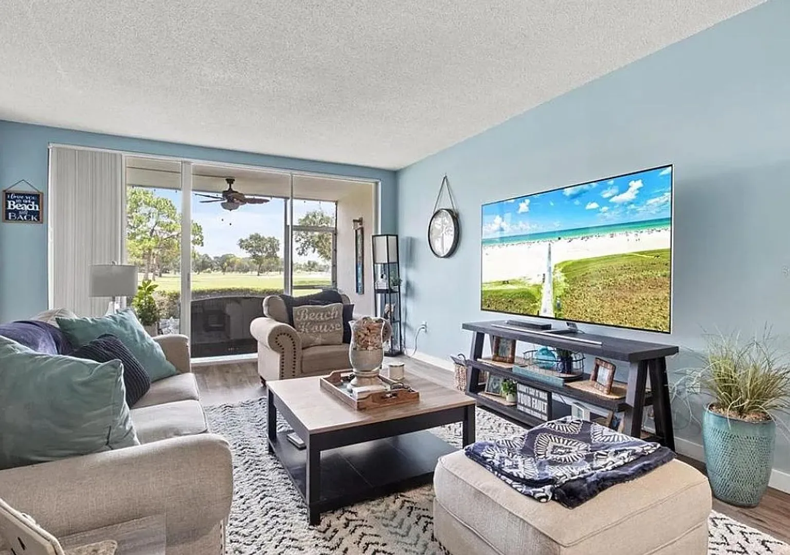 Annual Or Seasonal Turnkey Furnished 2/2 Ground Floor Condo With Golf Course And Water Views — Photo 4
