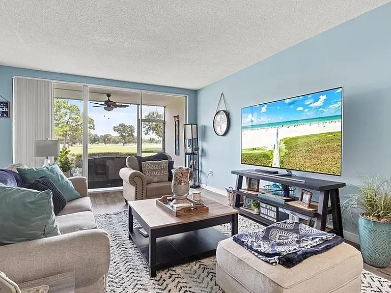 7461 W Country Club Dr N #108 — Photo 4