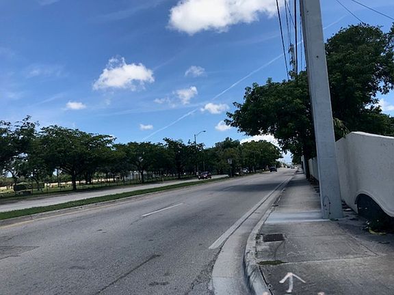5th image of 1880 NW 33rd Ave