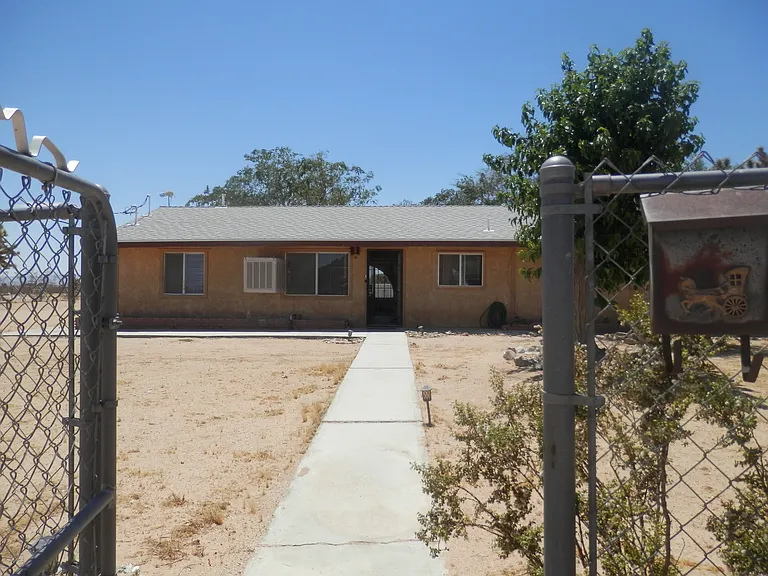 1050 Alta Ave — Photo 8