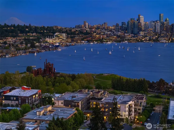 1730 N Northlake Way #415, Seattle, WA 98103