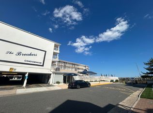 111 S Surrey Ave APT 101, Ventnor, NJ 08406