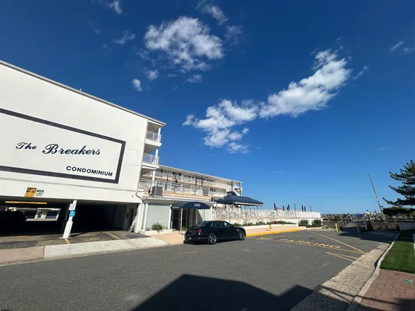 111 S Surrey Ave APT 101, Ventnor, NJ 08406
